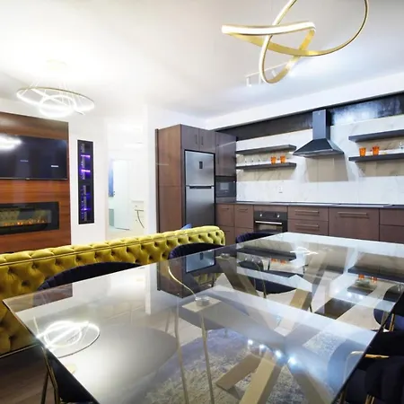 The Golden Paradise - Central Penthouse